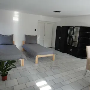 https://liliom.szeged-hotels.com