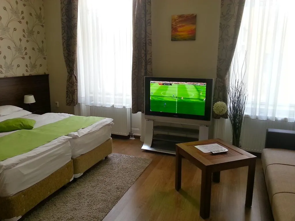 Elit Hotel Budapest