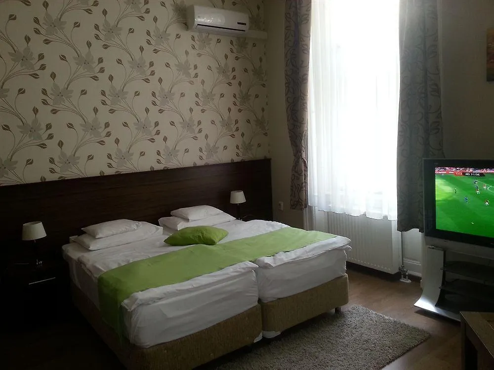 Elit Hotel Budapest