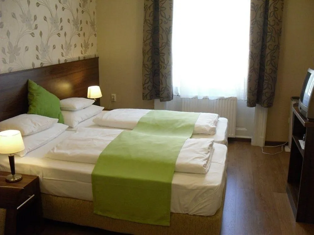 Elit Hotel Budapest