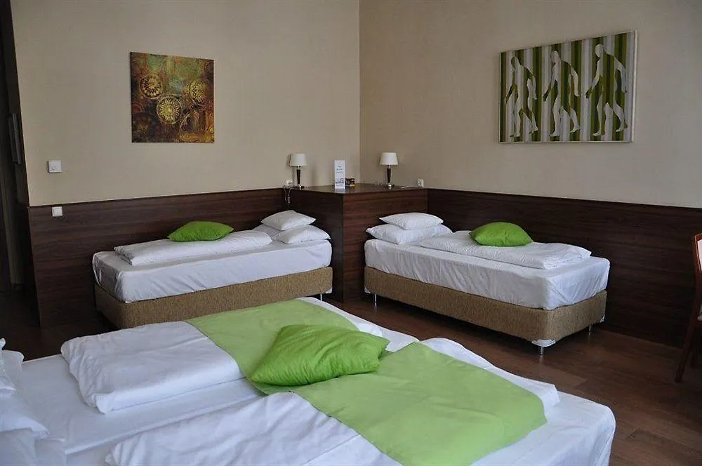 Elit Hotel Budapest 3*,  Hungary